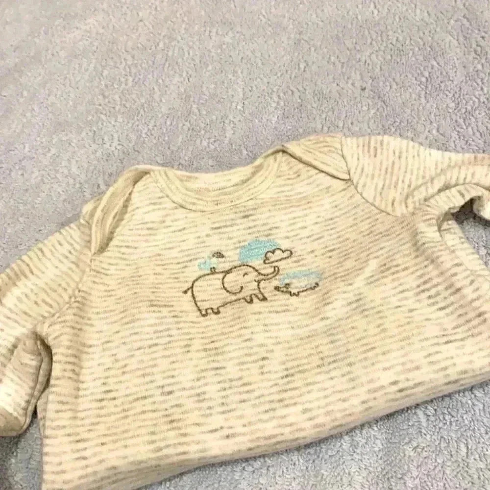 Carter’s sleep gown